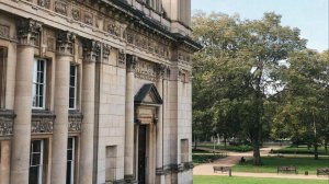 Лидия Николаевна присовокупила к университету несколько зданий, потом перевела на себя лично...