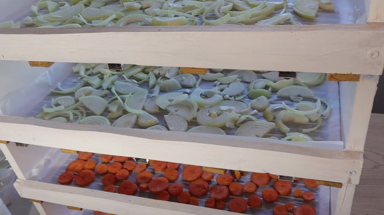 Пропадают овощи и фрукты. Как сохранить. How to preserve vegetables and fruits.