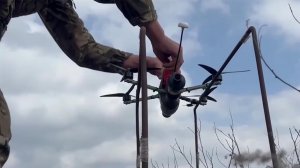 Российская армия наносит удары по военным объектам на Украине, критически важным для снабжения ВСУ.