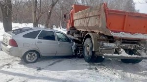 Аварии и ДТП НА ДОРОГАХ — не уступил и получил подборка на видео регистратор