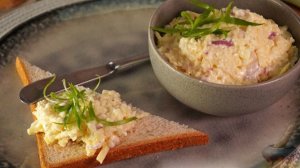 НАМАЗКА С СЫРОМ, БРЫНЗОЙ И ЯБЛОКАМИ