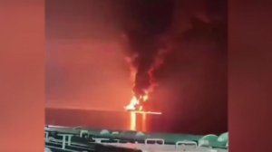 Тегеран обстреливает суда в Ормузском проливе.