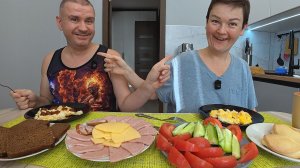 Мукбанг теперь Вован будет ПАХАТЬ на меня! Придумала себе ПОДАРОК на годовщину) Семейный обед