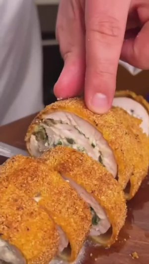 🍗 Хрустящий рулет из индейки с кремовой начинкой #ужины #обеды #горячее