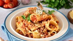 🍝 ПАСТА ПАККЕРИ с фаршем / готовим вкусно на выходных. Рецепт блюда в итальянском стиле.