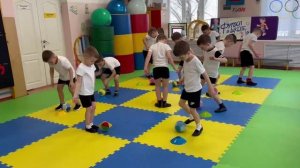 Футбол в школе футбольный флешмоб