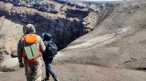 Кратер вулкана..... 31.07.23. Камчатка.