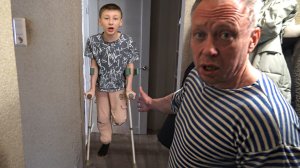 ГРИФЕР СЛОМАЛ НОГУ В ШКОЛЕ В РЕАЛЬНОЙ ЖИЗНИ ИЗ-ЗА МАЙНКРАФТ!