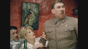 Он на всех кидается! Фрагменты из фильма "Не может быть!". 1975 г.