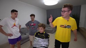 a4 - Влад А4 из БУДУЩЕГО ! *Вернулся чтобы СПАСТИ КАНАЛ*