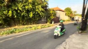 Беженец🇮🇩Бали. ЯПОНСКИЙ РЕСТОРАН И ТОРГОВЫЙ ЦЕНТР В САНУРЕ. СТРАННЫЕ КОММЕНТАРИИ. ЗАЧЕМ ДИОР