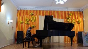 С.А. Варелас. Легенда.
К. Дебюсси Doctor Gradus ad Parnassum 
исполняет Ульвие Османова 11л.