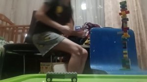 Я построил башню из ЛЕГО выше роста Полины