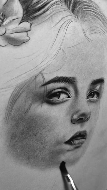 Портрет угольной пудрой ✏️