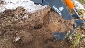 Погрузчик TAIAN на испытаниях. Продолжаем  тестировать возможности погрузчика с экскаватором.