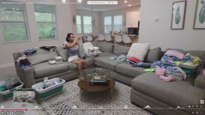 Jessica Tull. 20 загрузок белья в стирку