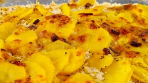 Картофель с беконом в духовке. Вкусный ужин для всей семьи