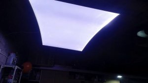 Музыкальный светильник из сломанного телевизора.