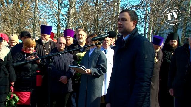 В БАЛАШОВЕ ОТКРЫЛИ ПАМЯТНИК СВЯТИТЕЛЮ ЛУКЕ