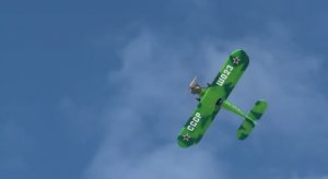 к верх шассями полетали