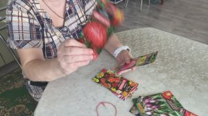 Меня посетил миллионер. Генералю подготовка к Пасхе. Разбираю семена цветов.