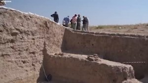 Археологи обнаружили запечатанную комнату в Петре, и то, что они нашли внутри, было ужасным.