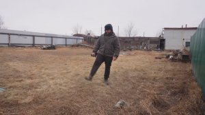 Вкалываем в тапочках Любимая аэробика для тонуса организма Работаю на своём участке СТРОЮ САМ