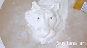 Тигр барельеф