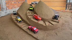 Экстремальное горное приключение на радиоуправляемых внедорожниках