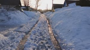 Звенят ручьи,весна идет...