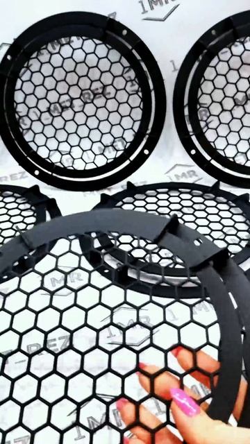 Сетка-гриль для акустики: защищаем сабвуфер правильно