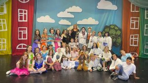 Отрывок из спектакля Давайте жить дружно