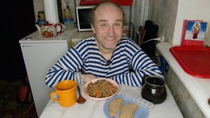 обед с Рыжулей. гречка с овощами. очень вкусно. мукбанг. обжор. еда на камеру. диета. шизофрения.