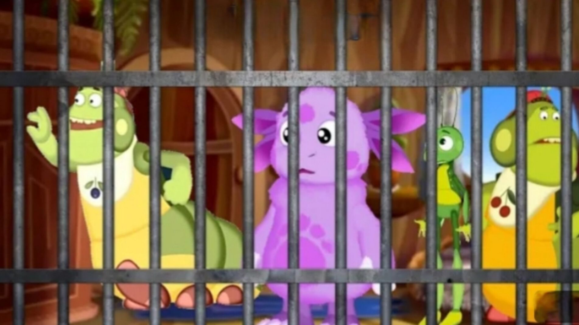 Лунтик Кузя вупсень и пупсень в тюрьме очень строгого режима