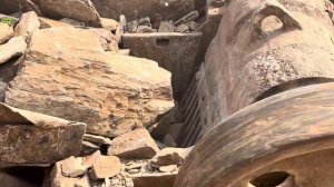 Строительство. дробление щебёнки