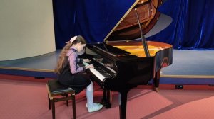 Городничева Александра, 10 л., 4 кл.
Чайковский "Колыбельная песнь в бурю" (обр. И. Рабиновича)