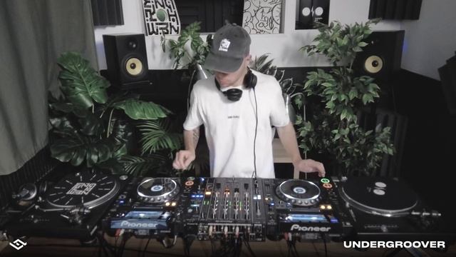 GSTLT Podcast 008 — UNDERGROOVER