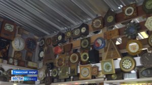 Тысячи раритетных часов: житель Тяжинского коллекционирует старинные ходики