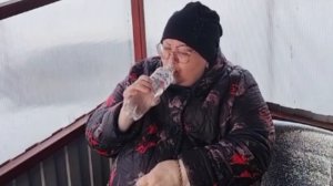 ОНА НЕ ПЬЁТ?ТОЛЬКО ПОДТРЯХИВАЕТ ИНОГДА!ИНОГДА,СТРАНОСТИ, ТАНЦЫ.ОБЗОР НА КАНАЛ ЖЕНЩИНА ПО ИМЕНИ РИММА