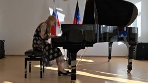 Сальникова Каролина г.Мариуполь
программа: С.Прокофьев Сцена
Ф.Бургмюллер Гроза