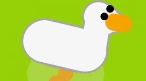 МОЙ ГУСЬ ХОДИТ ПО РАБОЧЕМУ СТОЛУ!!!!!