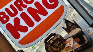 Коллаборация Бургер Кинг и Король и Шут. Взял самый большой бокс - Панк Рок бокс