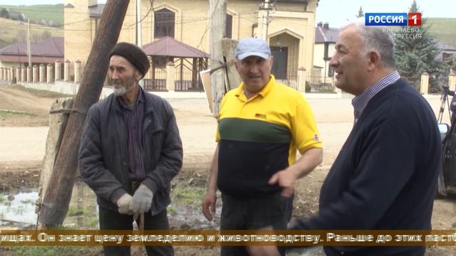 "Живем на улице героя" (на карачаевском языке)