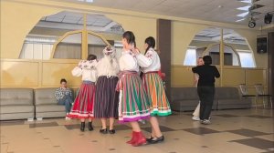 Учим Падэспань с народным коллективом из Хмелево. 👍👍👍