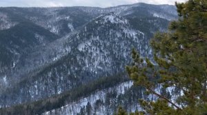 Вид с Малого Токмака на северные склоны напротив