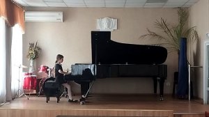 А.Смелков «Маленькая мисс Сторей», Т.Ростимашенко «Колдун».Исполняет - Борщевская Маргарита (10 лет)