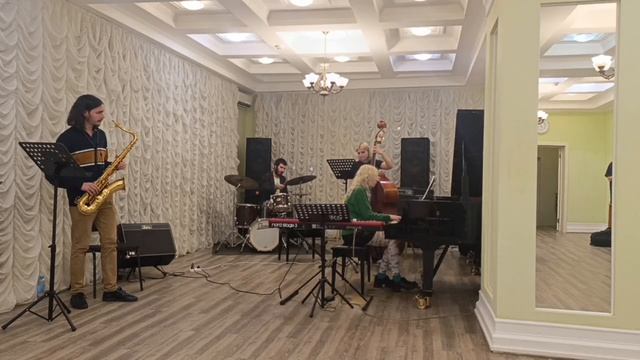 6875733470443442259(McCoy Tyner - Inner Glimpse)