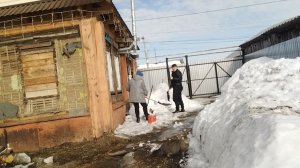 ПРОСТАЯ ЖИЗНЬ 45// АНДРЕЙ С УТРА УБРАЛ СНЕГ ОТ ДОМА// БАРСИК ПРОКАЗНИК