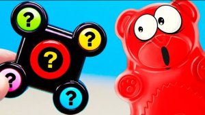 Смотри какой антистресс Паша подарил желейному медведю Валере!...