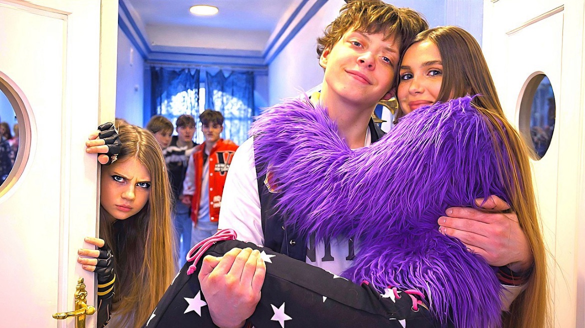 Леди Диана | МОЙ ПАРЕНЬ РАДИ МЕНЯ ПОШЁЛ ПРОТИВ ВСЕХ!!! ДИАНА НЕ МОЖЕТ ПОТЕРЯТЬ СЕСТРУ!!!